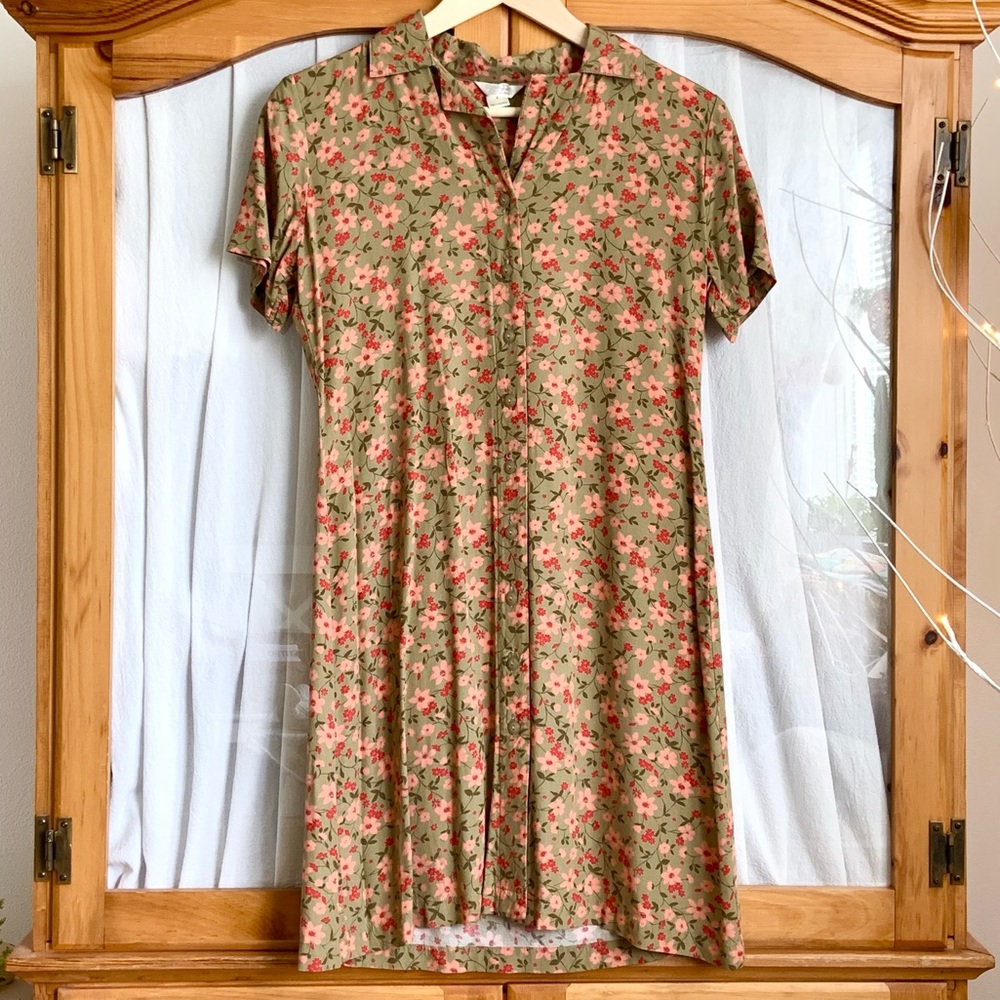Christopher & Banks Dress size 4, Flower Print.